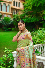 Load image into Gallery viewer, Gorgeous Pashmina Silk  Saree
