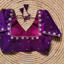Load image into Gallery viewer, Beautiful Handcrafted Assami Silk Readymade Blouse
