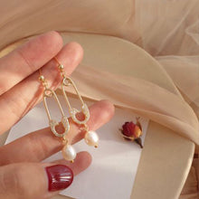 Load image into Gallery viewer, Stylish Safety Pin Style Earring
