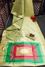 Load image into Gallery viewer, Handloom Weaving Linen Saree
