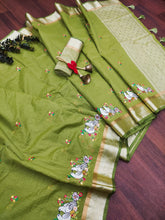 Load image into Gallery viewer, Linen Silk Saree with Applique Embroidery Work
