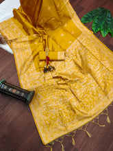 Load image into Gallery viewer, Bangalori Handloom Raw Silk Saree
